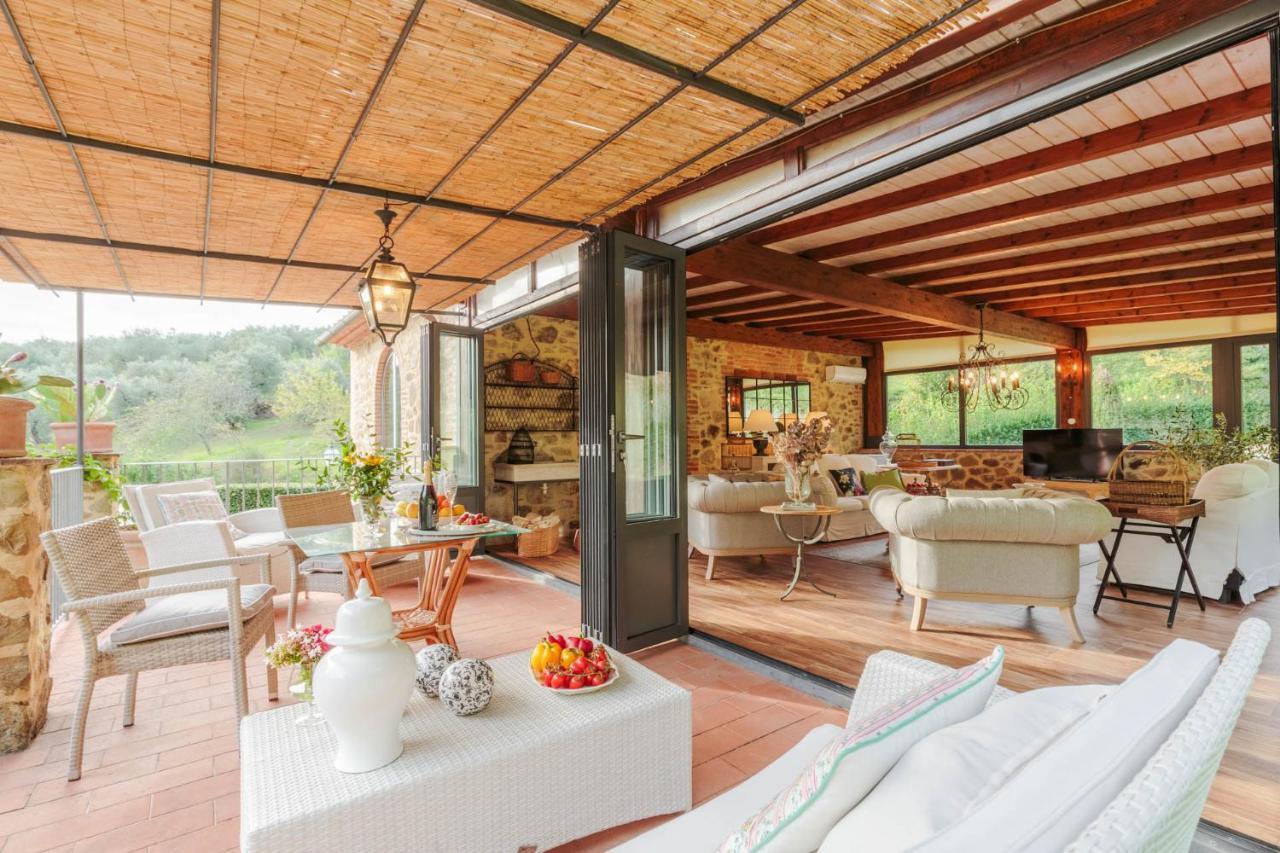 Villa Veranda, A Romantic Farmhouse With Pool Larciano المظهر الخارجي الصورة