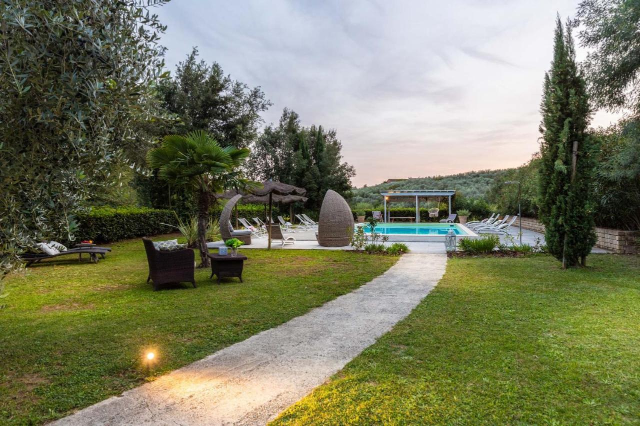 Villa Veranda, A Romantic Farmhouse With Pool Larciano المظهر الخارجي الصورة